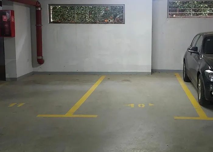 Suzy With Private Parking Apartmán *