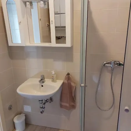 Suzy Apartment *